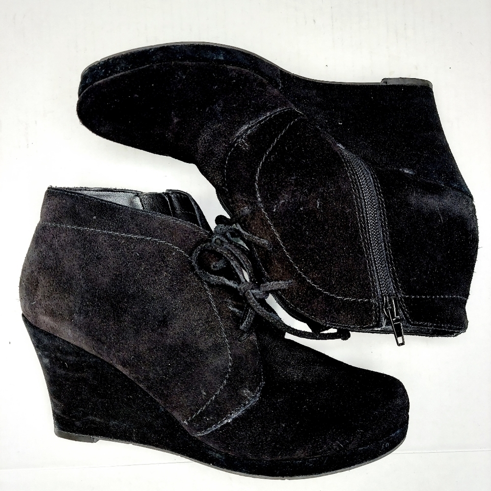Dolce Vita Black Size 9 Lace Up Wedge Booties